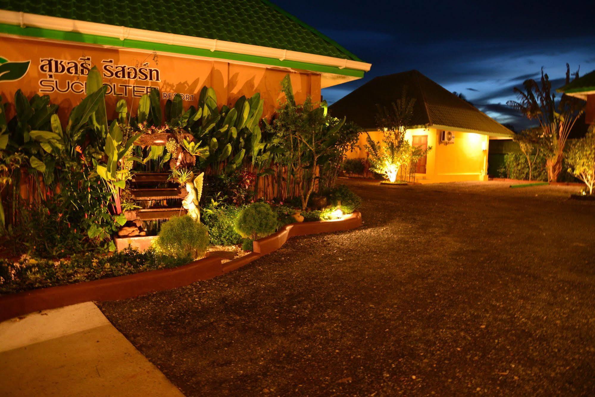 Sucholtee Resort Surat Thani Exterior foto